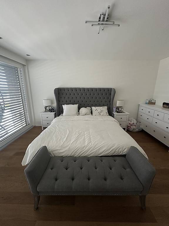 Betten: Komplettes Zimmer – Gebraucht aus Walchwil von ang_f8qg 1