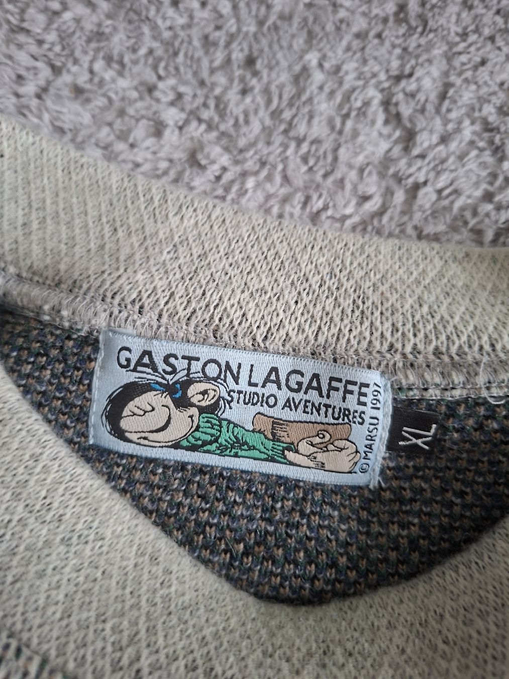 Fumetti: Pull Gaston Lagaffe 1997Studio Aventures beige taille XL – Usato da Renens VD venduto da ser_j2fn 1