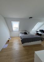 Schönes, modernes Boxspringbett
