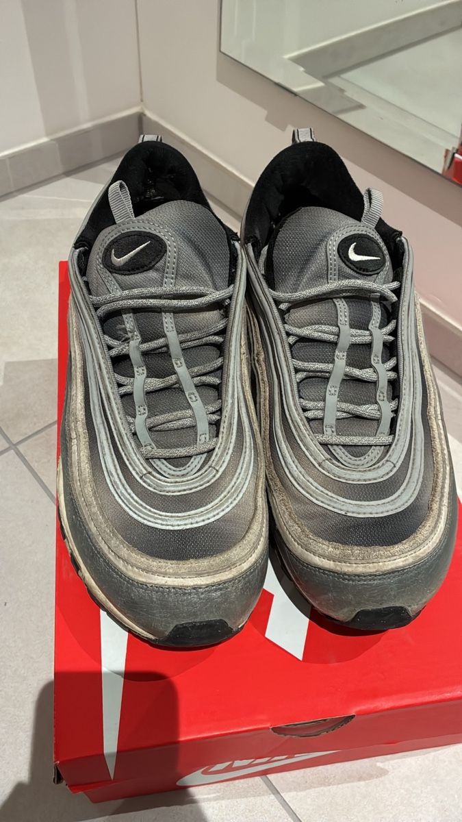 Nike Scarpe da uomo: Nike Air Max 97 Grau/Silber Grösse 46 Retro – Usato da Zürich venduto da alivasalli 1