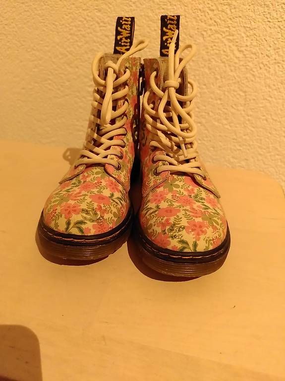 Scarpe da donna: Doc Martens Stiefel Modell Pascal Gr. 28 – Usato da Bern venduto da Synonym01 2