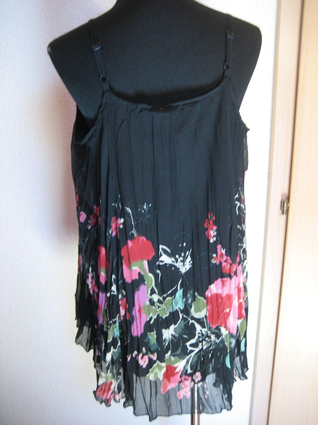 Top: Top Together taille 44 – Nuovo (secondo la descrizione) da Delémont venduto da marryb 4