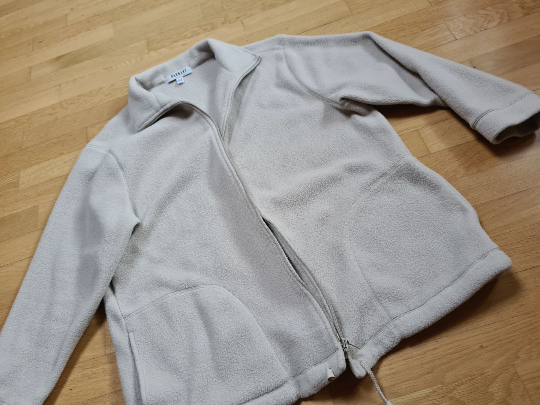Giacche: Warme beigefarbige Jacke gr.48 – Usato da Ferden venduto da jemyce