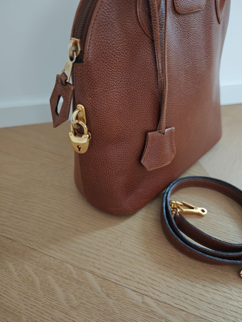 Borse da donna: Vintage Lederhandtasche H.NEUBER – Usato da Erlenbach ZH venduto da nlh 4