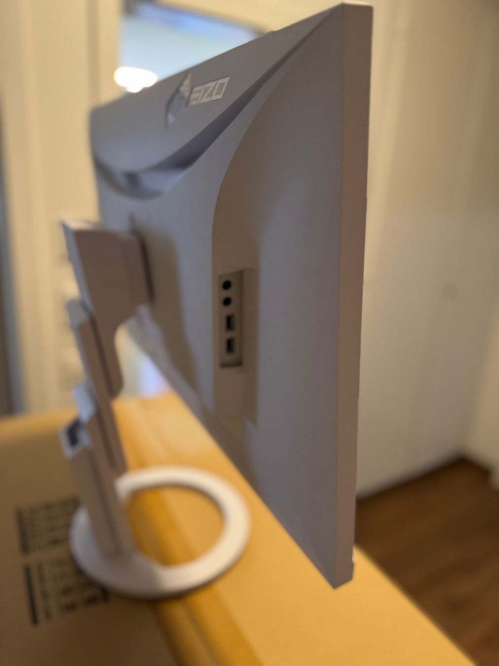 Eizo Monitore: EV2760 FlexScan neuwertig! – Neu (gemäss Beschreibung) aus Winterthur von Metallmann 2