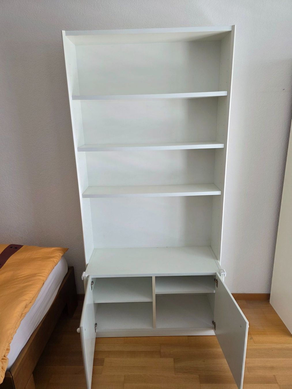 Scaffali: Bücher Regal Schrank Korpus Kommode weiss – Usato da Walterswil BE venduto da Lonitti 1