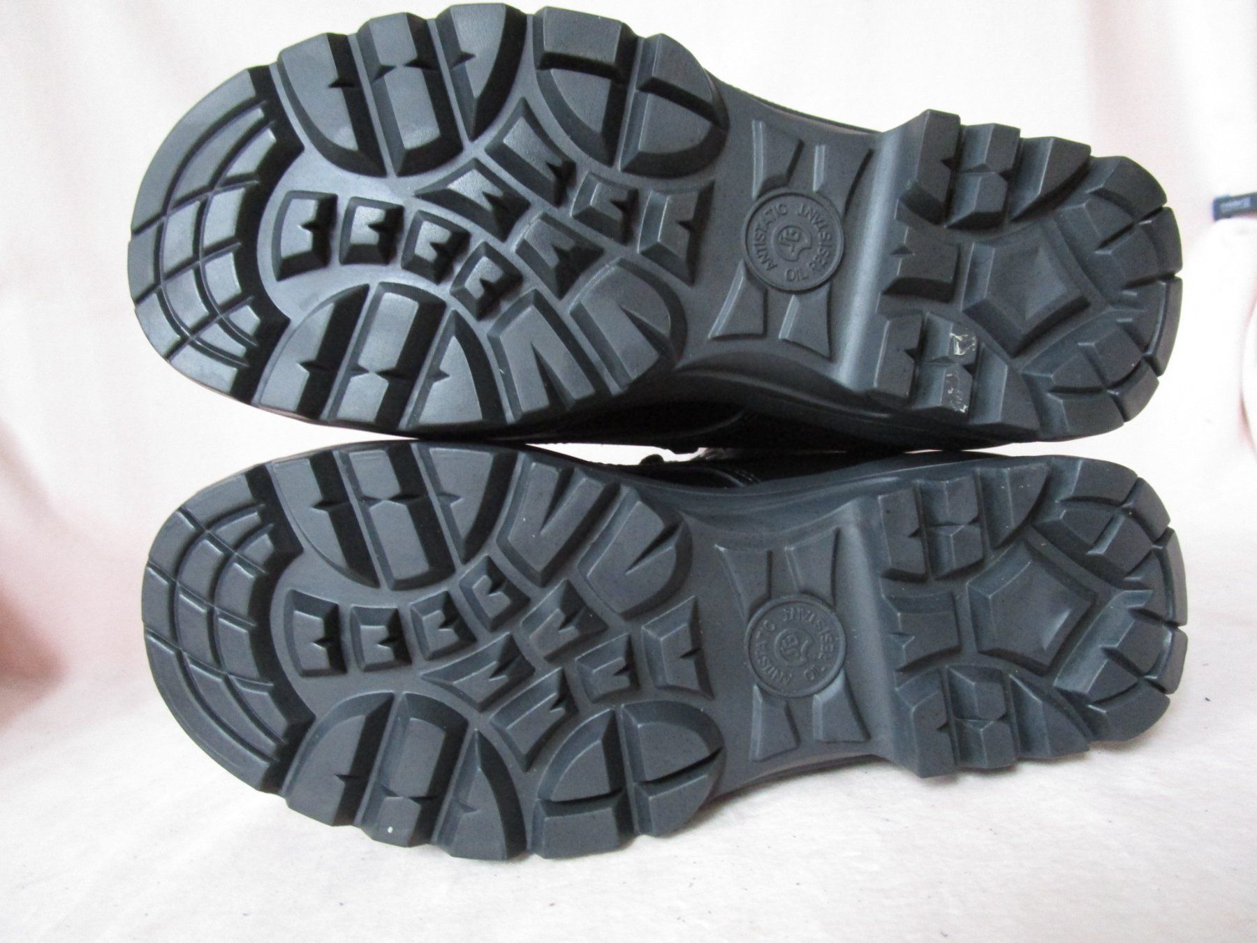Stuco Herrenschuhe: Sicherheits-Stiefel Stuco 32.370, Grösse EU38 – Neu (gemäss Beschreibung) aus Eschenbach SG von brocarte 9
