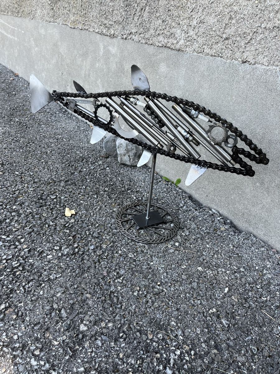 Sculture & Statue: Gartenskulptur Hecht – Usato da Teufen AR venduto da gia_lk2f