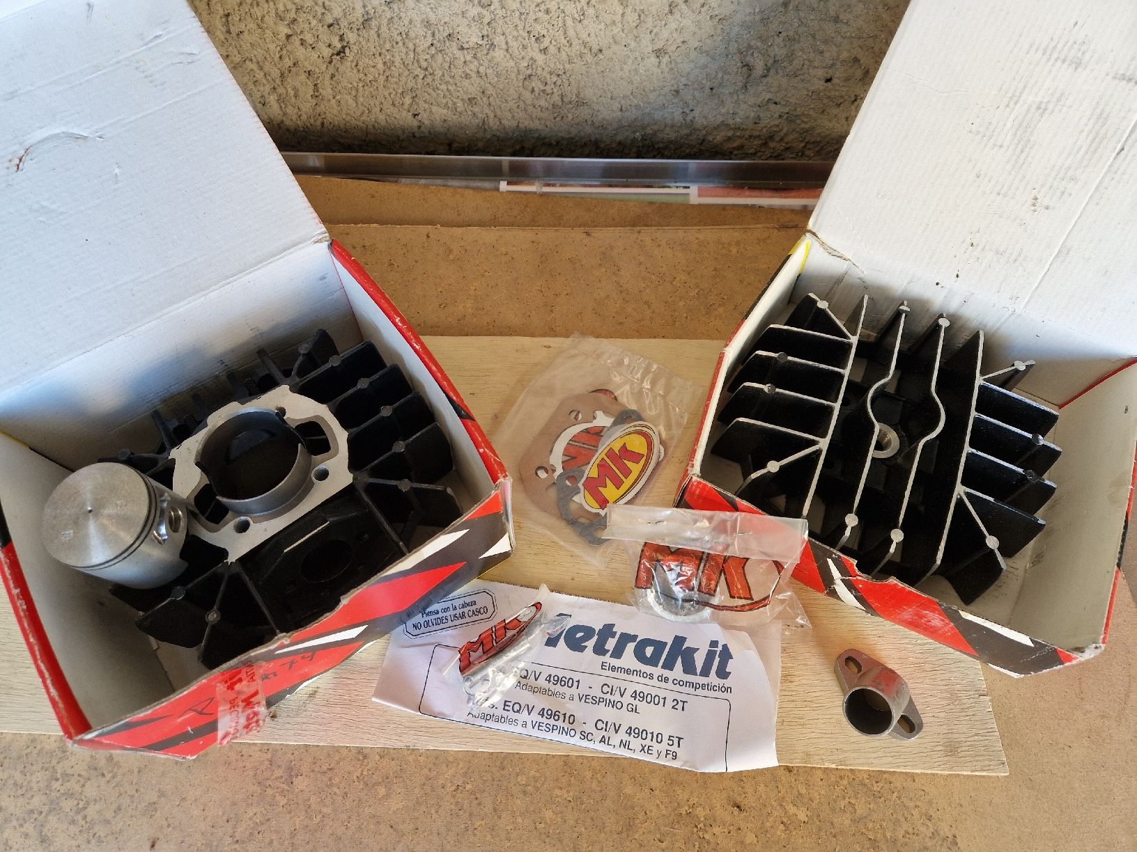 Puch Ciclomotori: NOS Metrakit 47mm per Puch maxi o simili  – Nuovo e nell'imballaggio originale da Breno venduto da BorioliD