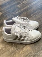 Baskets Adidas blanches confortables taille 40, parfaites po