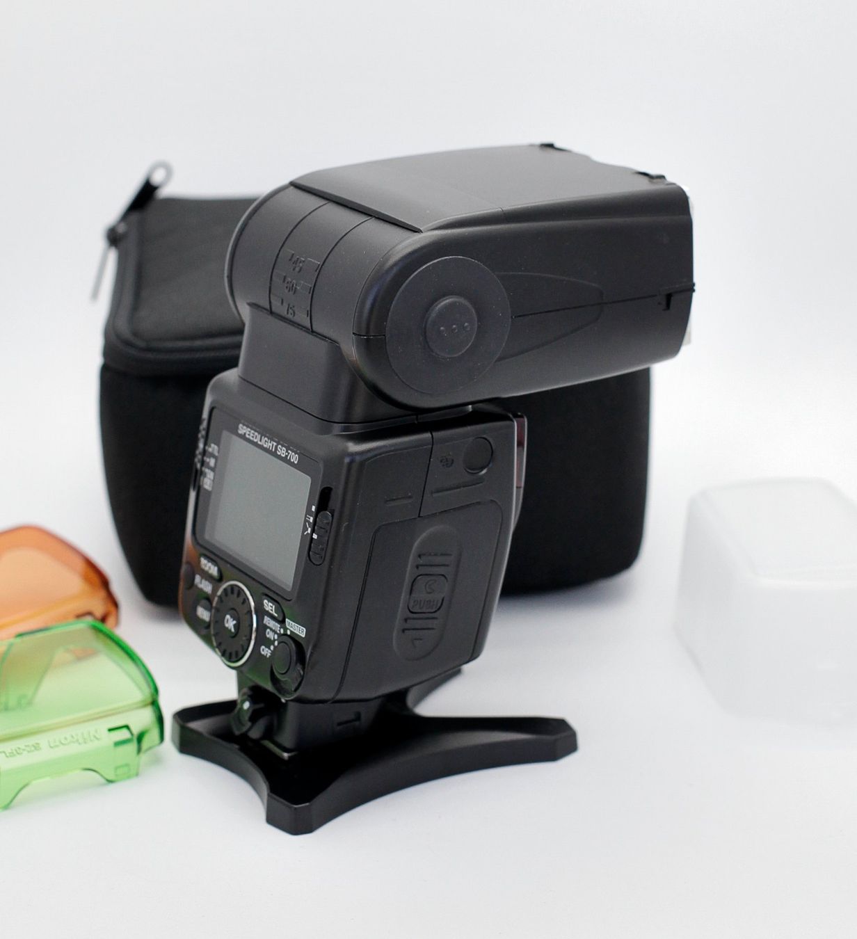 Nikon Flash: Nikon Speedlight SB-700 top Zustand! – Usato da Birsfelden venduto da Waldbrettspiel 2