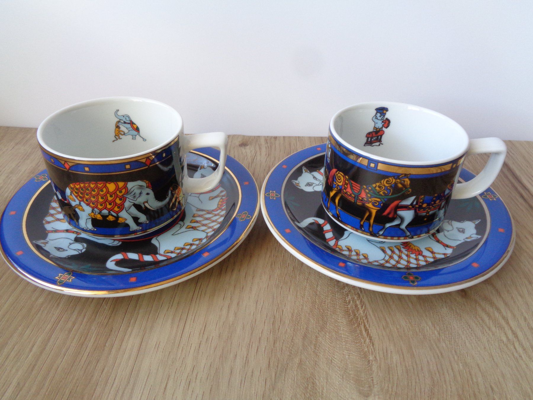 Bopla Tasses: 2 BOPLA TASSEN MAGIC KAFFEETASSEN – D'occasion à Henggart par linda666