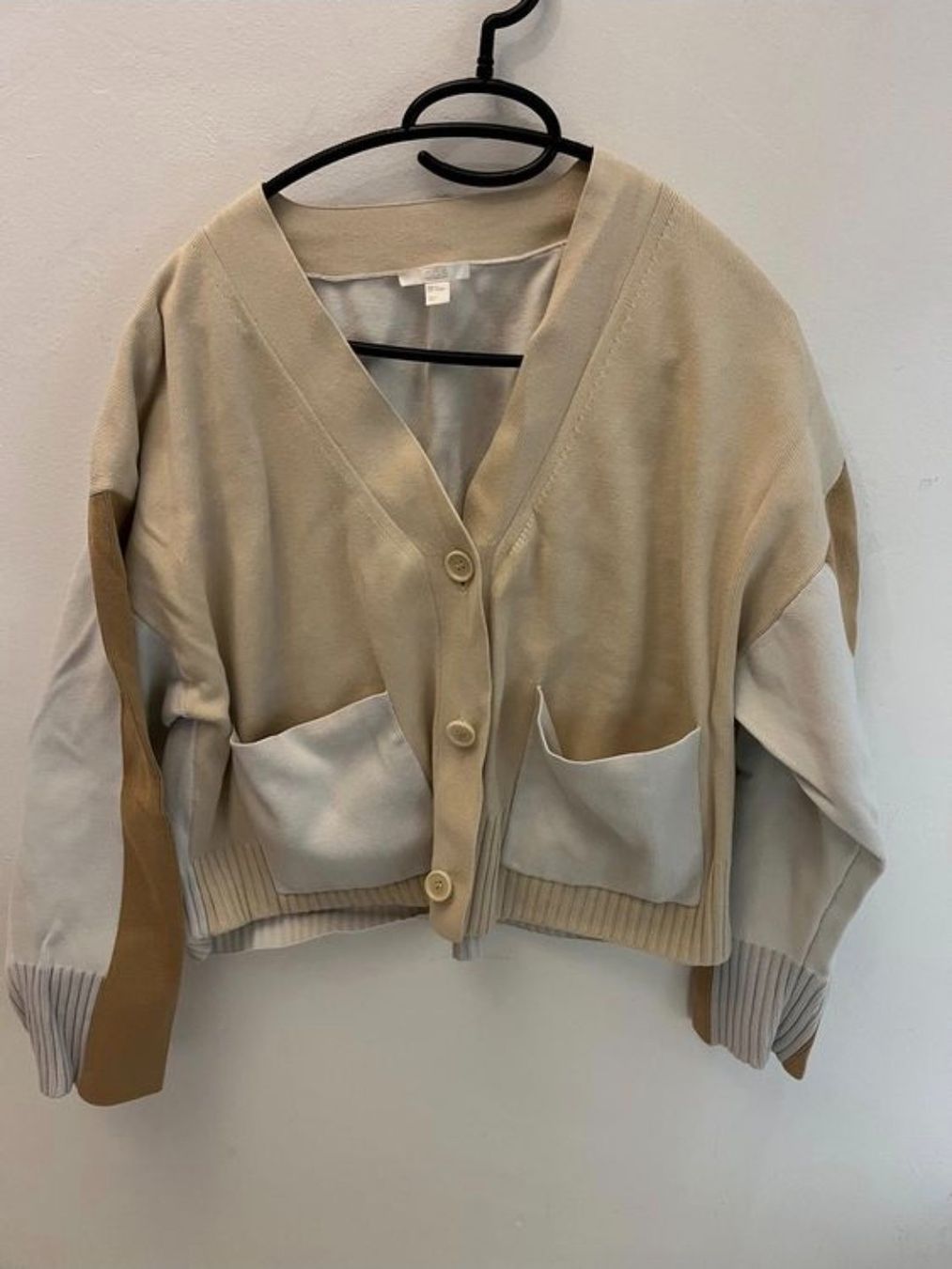 Cos Vestes: Cos Strickjacke (M) – D'occasion à Zürich par Nadsh