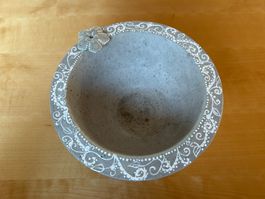 Sieda - Schale aus Beton - handgegossen und handbemalt