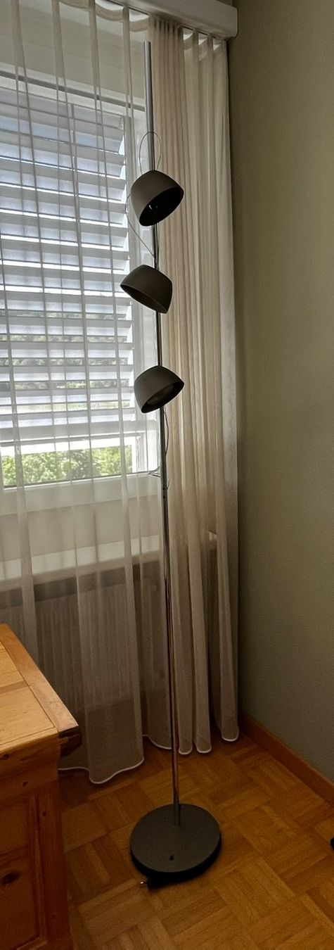 Baltensweiler Lampen: Standleuchte Baltensweiler Irio s – Gebraucht aus Zürich von Findeisen291255