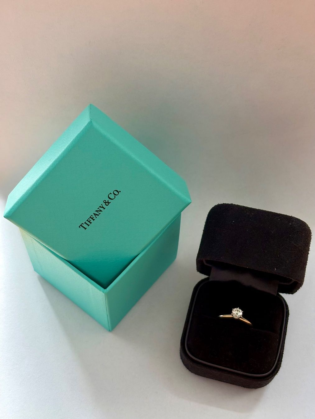 Tiffany & Co. Anelli: Tiffany Setting 0.45ct Diamond Ring PT950 Full Set – Usato da Zürich venduto da leo_95r6 2