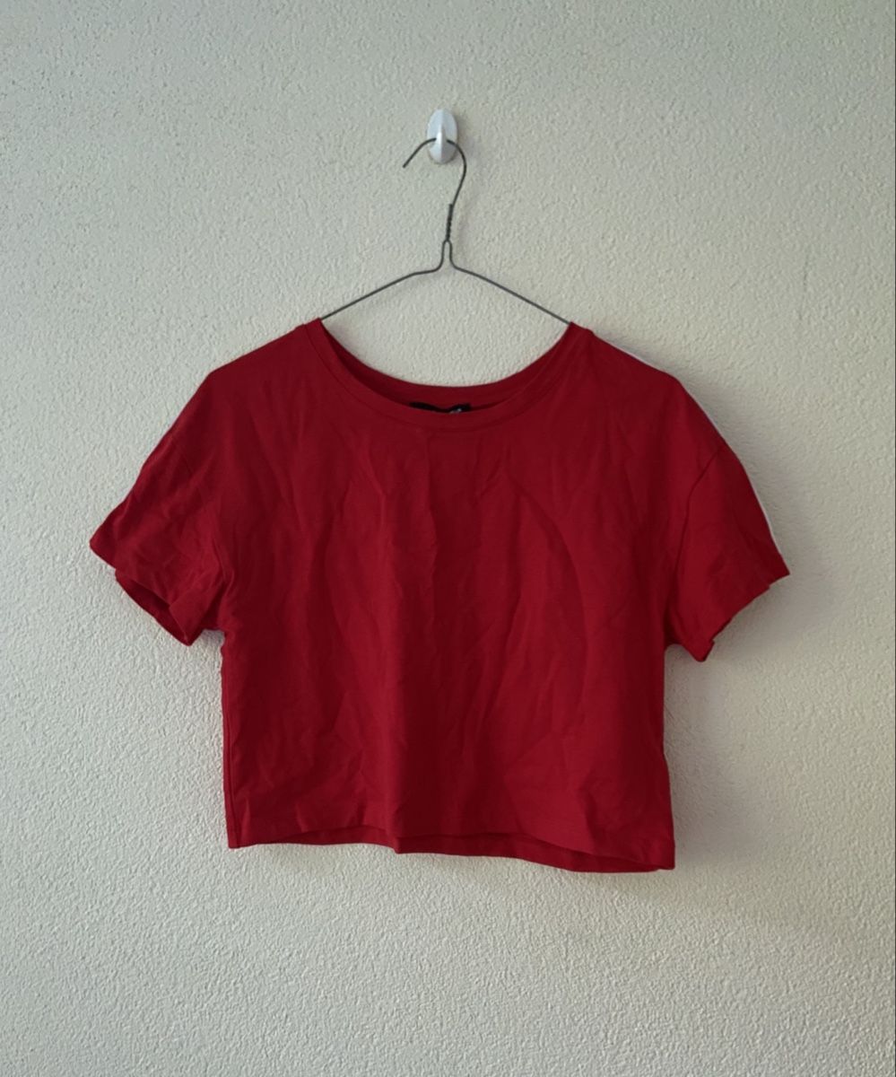 Tally Weijl Tops: Crop top rosso – Gebraucht aus Gordola von arizi_shop