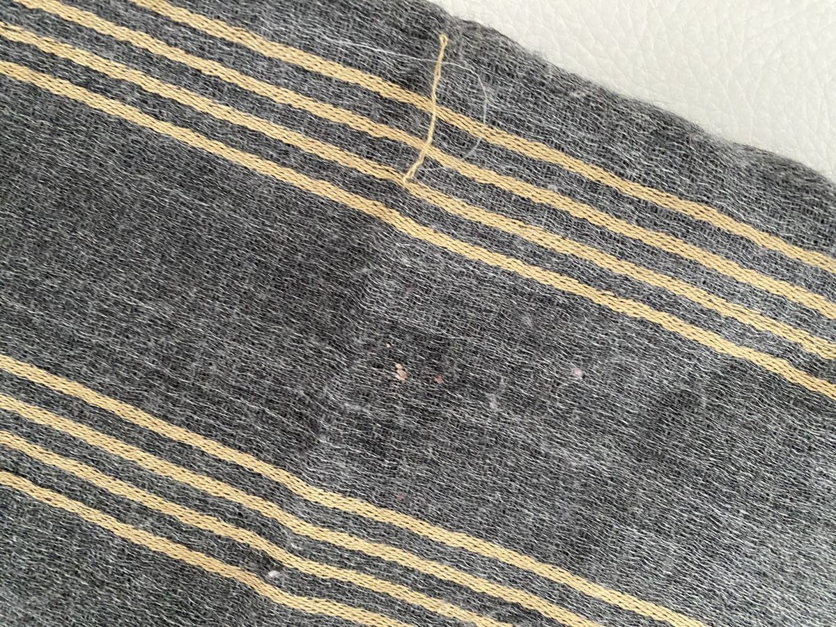 Foulard & Sciarpe: Wolle Schal 🌸 – Usato da Opfikon venduto da Luis144 4