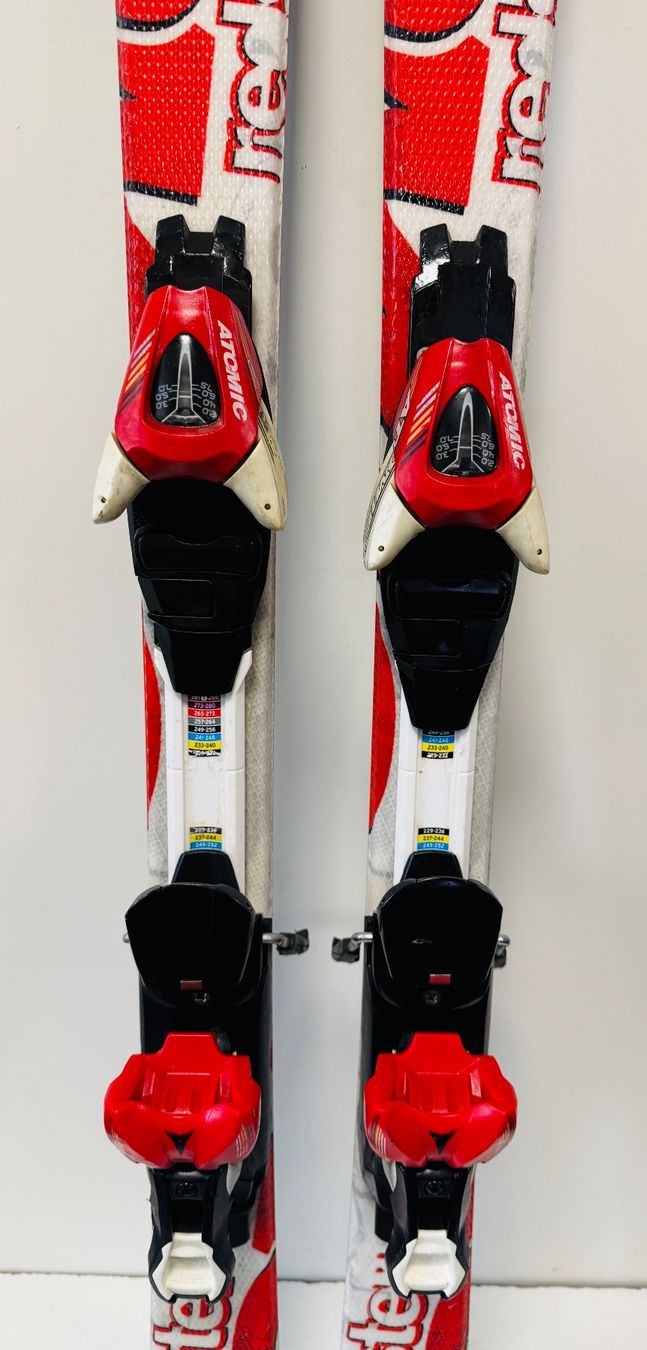 Atomic Skis: ATOMIC redster 130 cm – D'occasion à Brüttisellen par SkiverkaufStepan 4