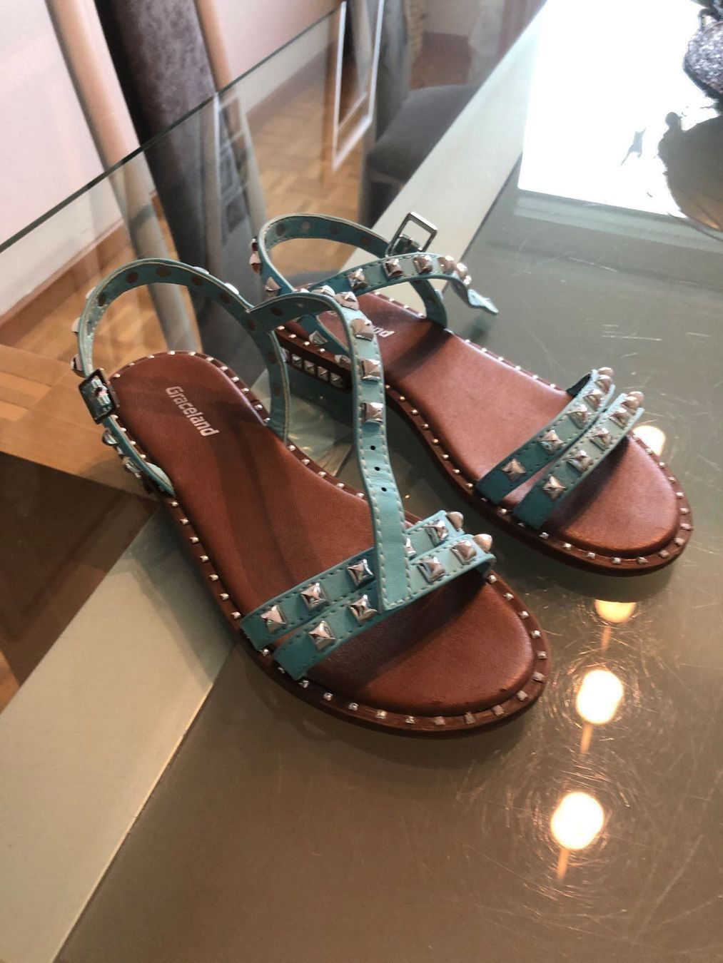 Scarpe per ragazze: Sandalen Größe: 32 – Usato da Volketswil venduto da Latinozh5