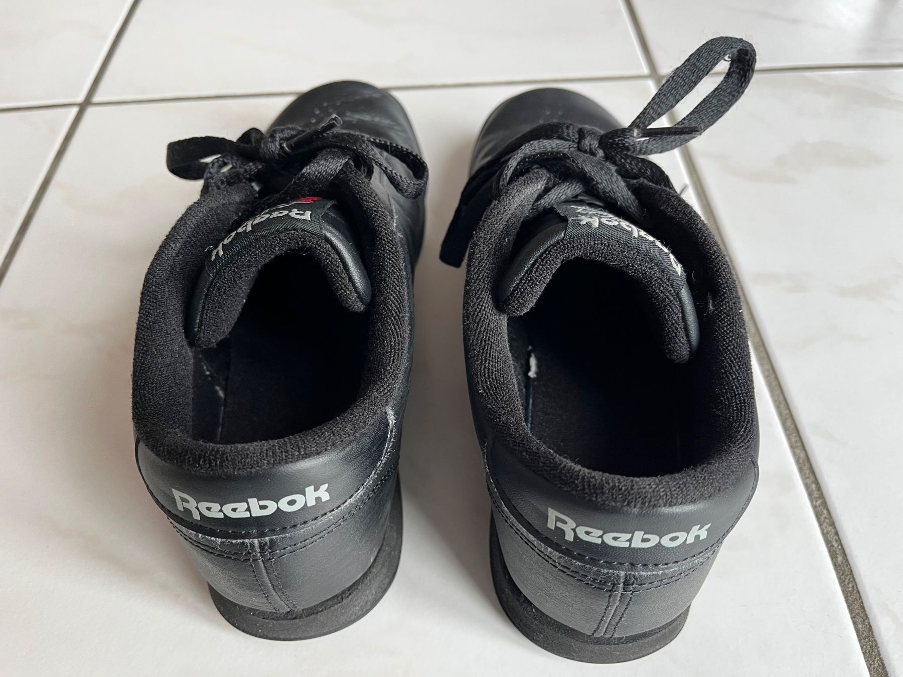 Reebok Scarpe da donna: Baskets Reebok Classic Princess pointure 37,5 – Usato da Montalchez venduto da Azurea79 2