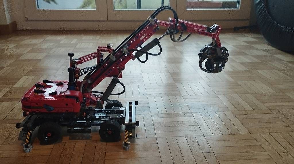 Kit di costruzioni: LEGO Technic 42144 Materialumschlagmaschine – Usato da Zollikofen venduto da pav_8lhm