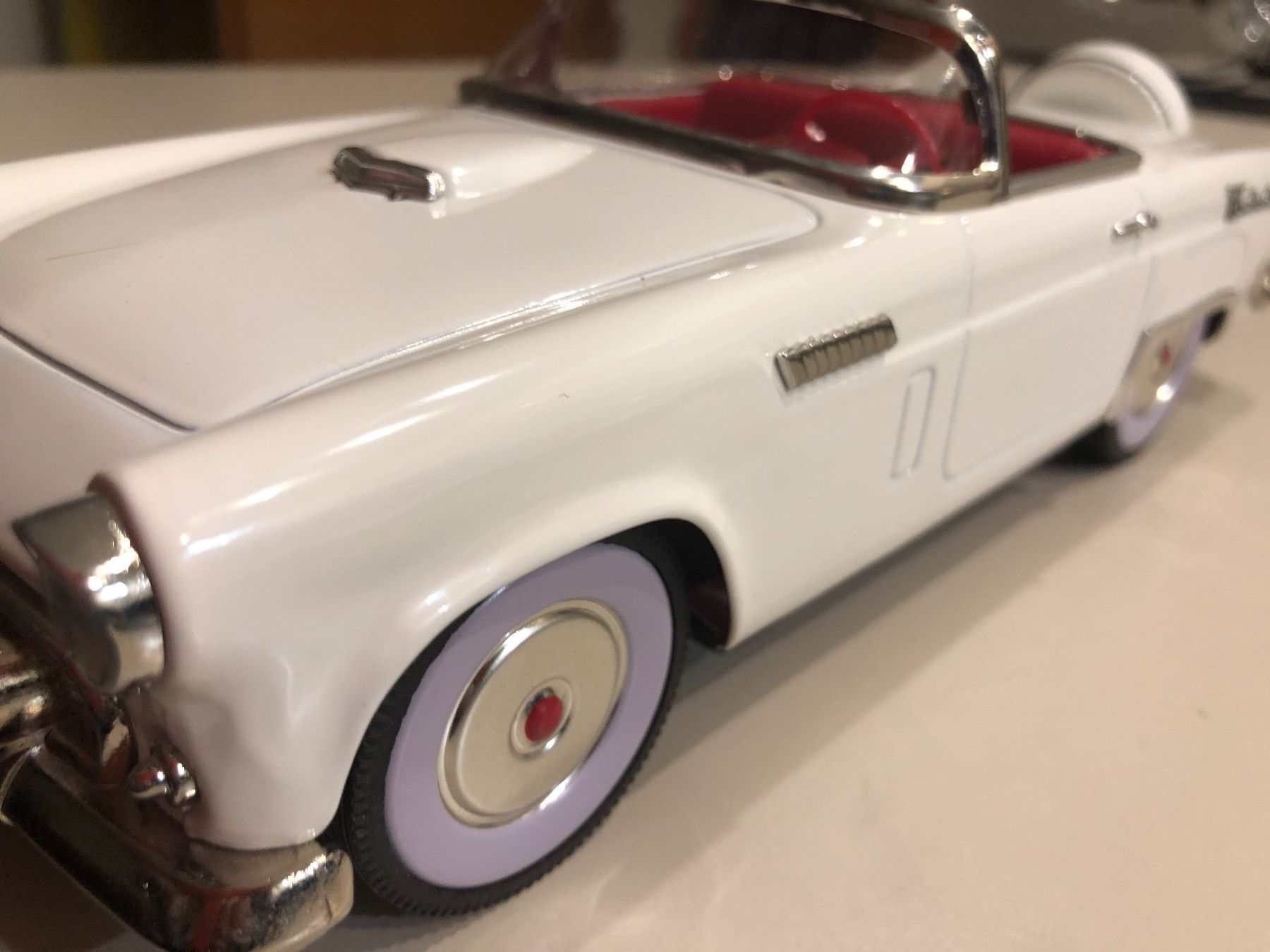 Ford Modellini d'auto: 50 fifties co ltd Thunderbird – Nuovo e nell'imballaggio originale da Erlinsbach SO venduto da Cholipa
