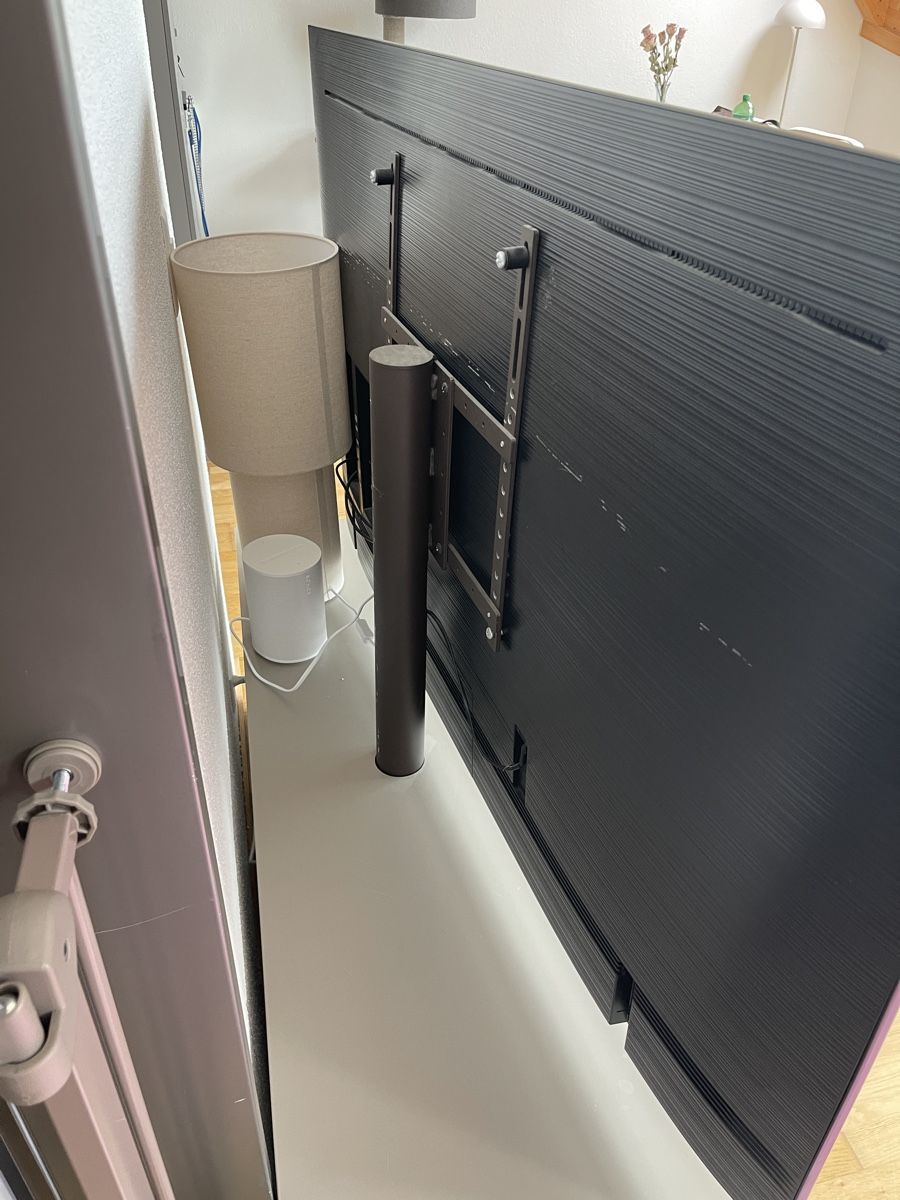 Pfister Mobili TV: TV-Möbel rotierbar, Designerstück – Usato da Grüningen venduto da Caroline_Caroline 3