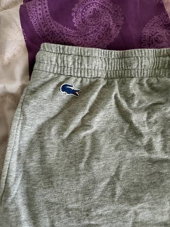 Pantaloni: Original Lacoste kurze Hose  – Usato da Oftringen venduto da due_ll5s