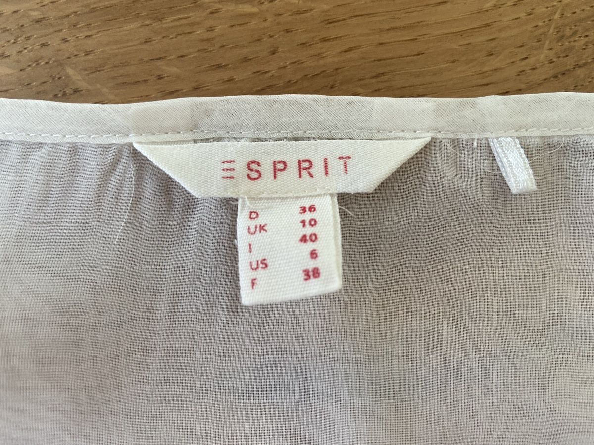 Esprit Chemisiers: Esprit Bluse kurzarm Gr.36 – D'occasion à Arth par ssu_8v2j 1