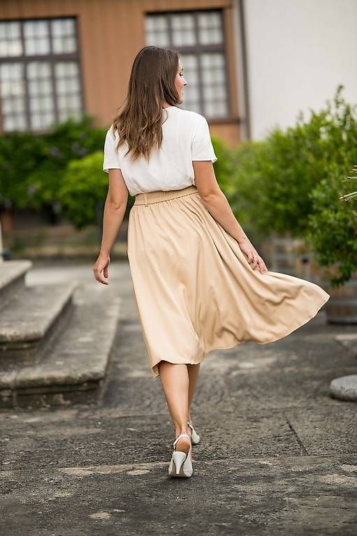Gonne: Wunderschöner beiger Rock S Polyester  – Usato da Mägenwil venduto da VintageGirly 1