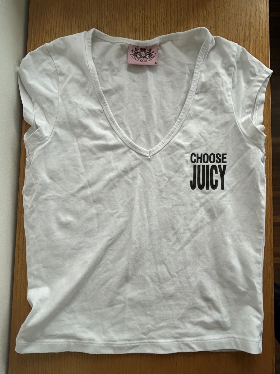 Juicy Couture Top: Juicy Couture Top – Nuovo (secondo la descrizione) da Horgen venduto da mar_9yv7