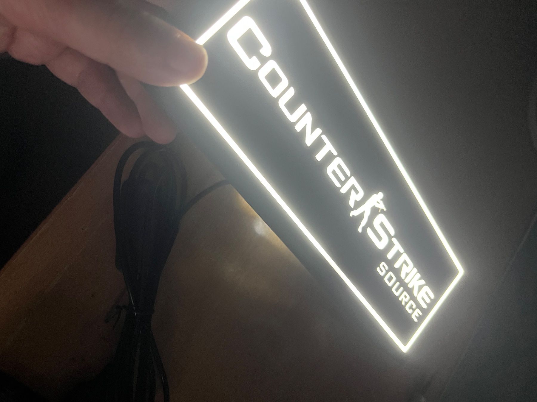 Lampes: Lampe LightBox LED Counter Strike Source – Neuf (Voir description) à Noville par Berlusconi55