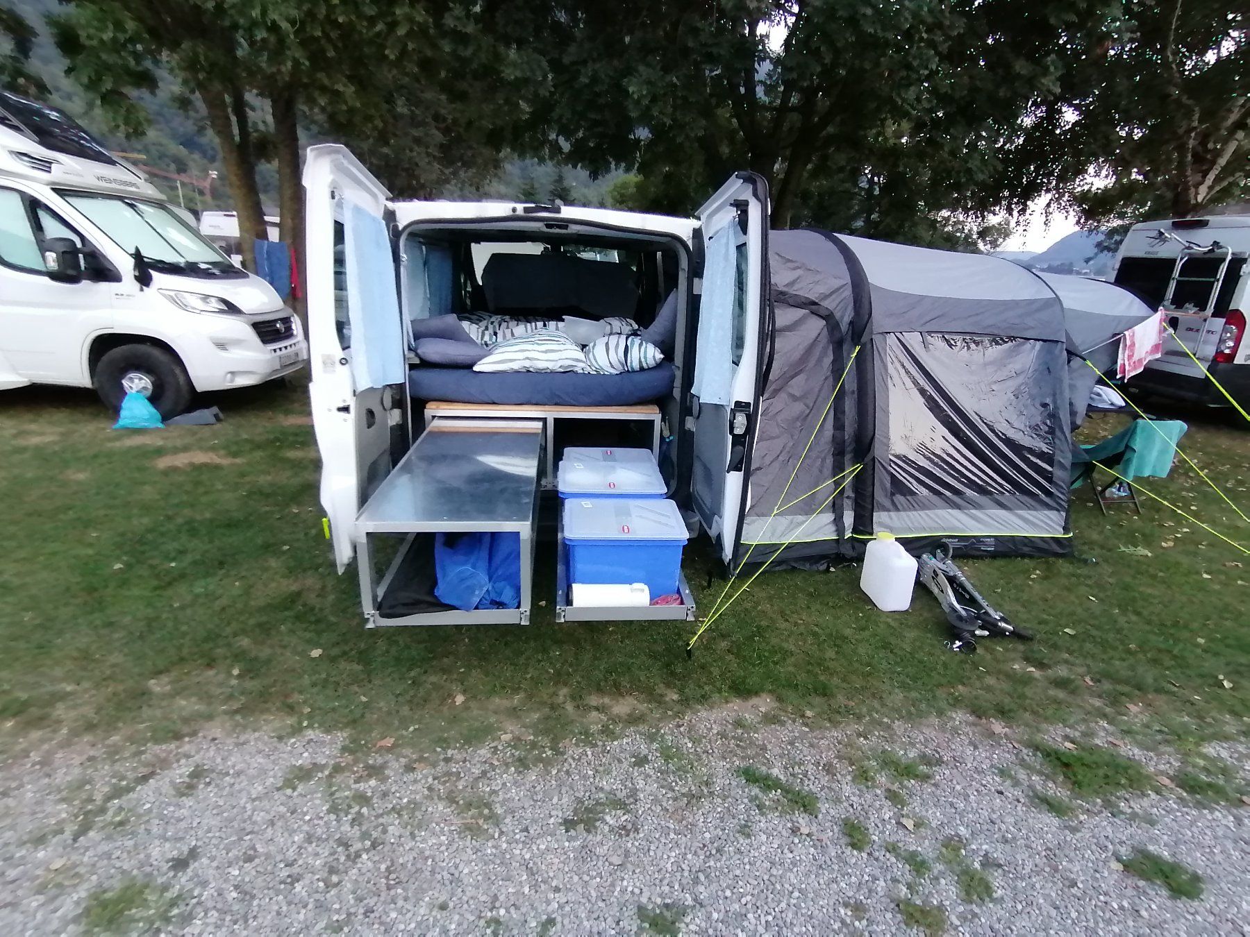 Renault Veicoli da campeggio: Camper Renault Trafic ab MFK – Usato da Reichenburg venduto da Alpine_03 1