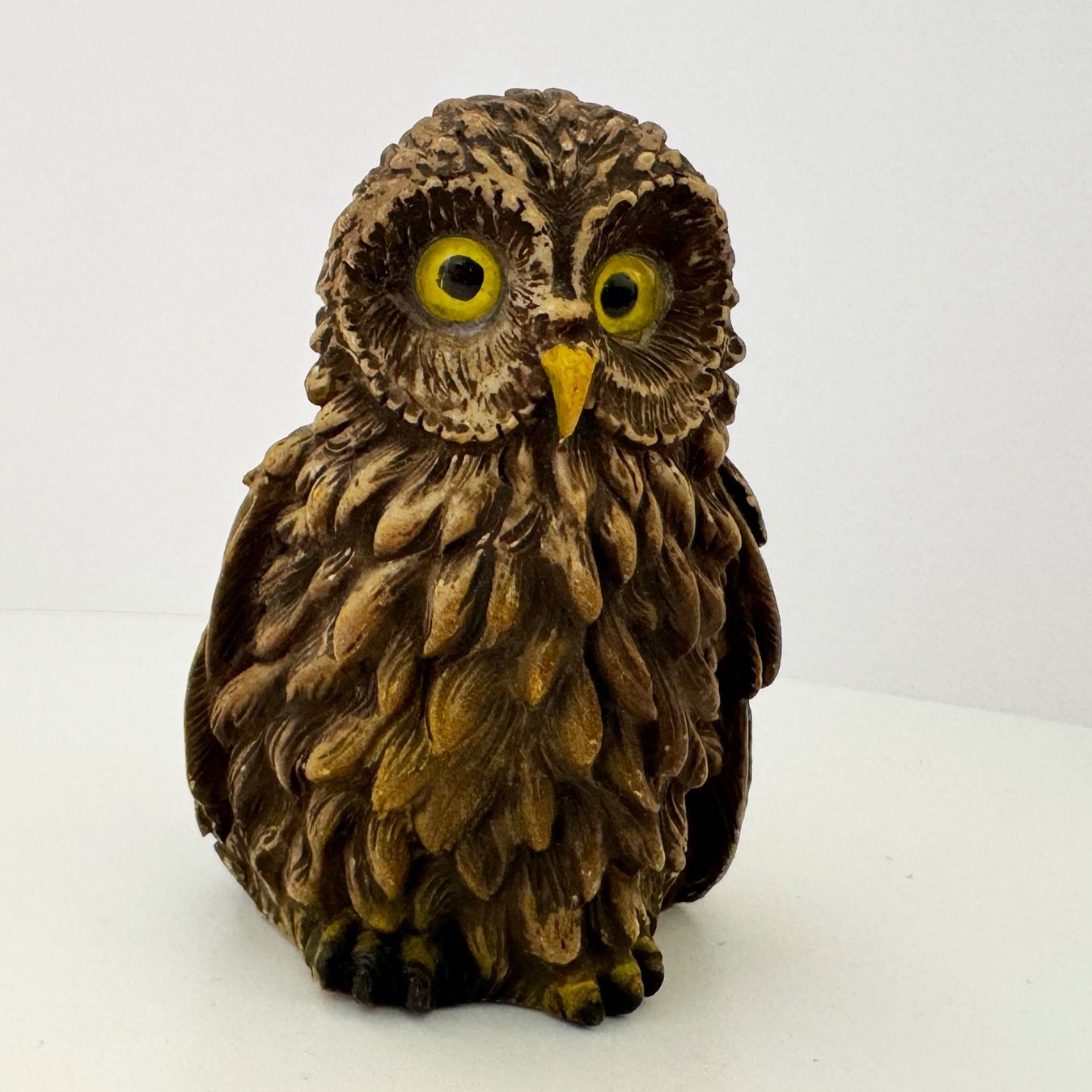 Statuette: Hibou en albâtre peint – Usato da Biel/Bienne venduto da Philemon02 1