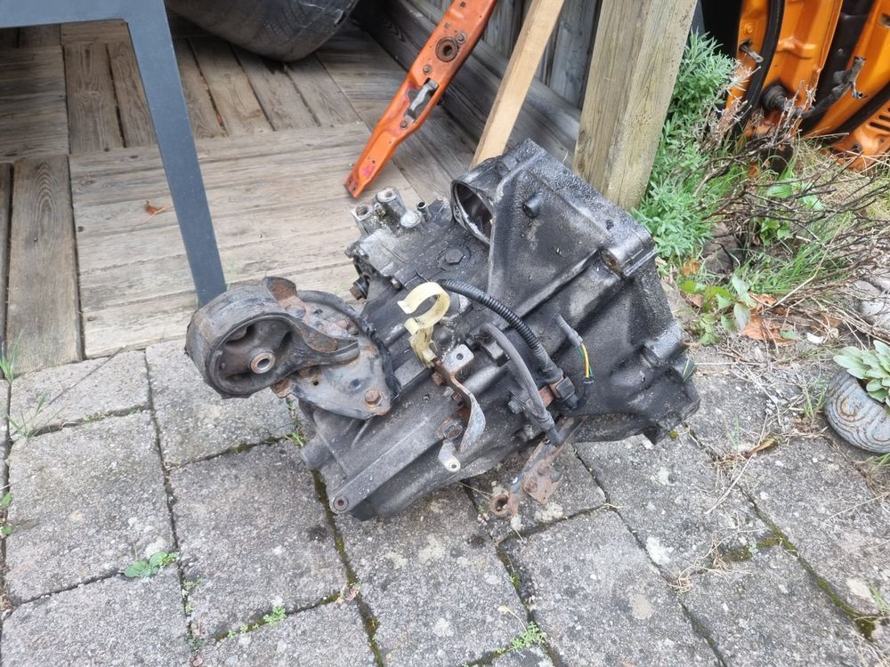 Honda Crx Motor und Getriebe D16A8 (Gebraucht) in Wangen b. Olten für ...