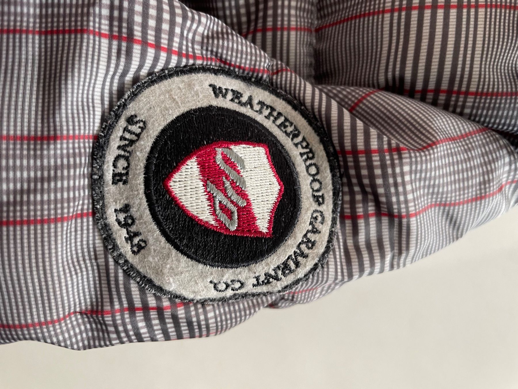 Mäntel: Jacket Veste d'hiver Chaude Taille 4 ans – Gebraucht aus St-Légier-Chiésaz von EvaVDRiviera 2