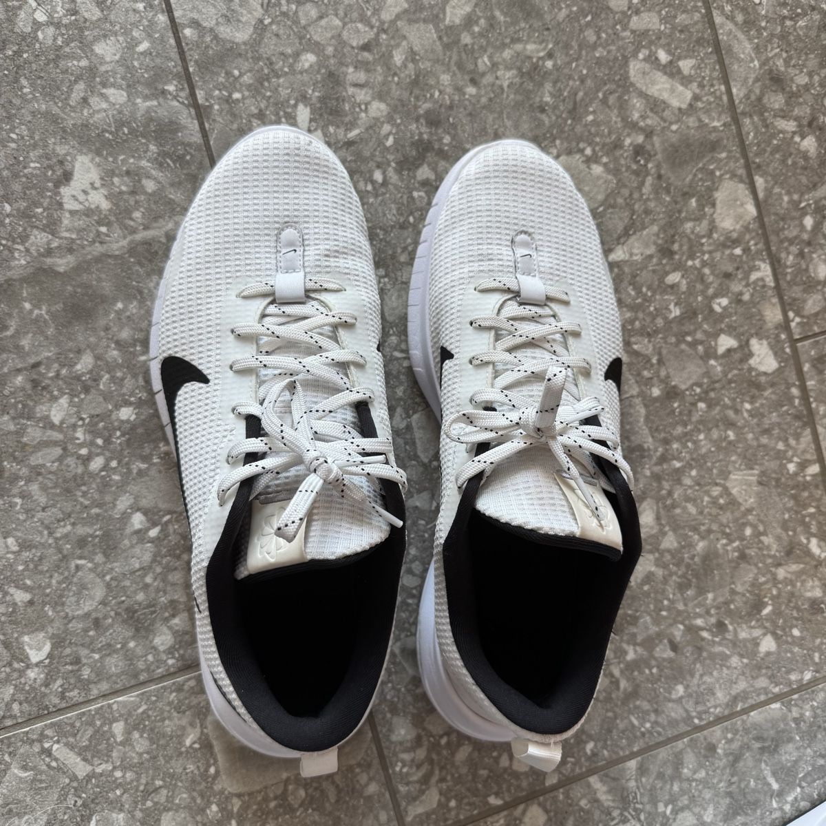 Nike Scarpe da uomo: Nike Performance Sneaker Gr. 43 – Nuovo (secondo la descrizione) da Hinwil venduto da norisenya 1