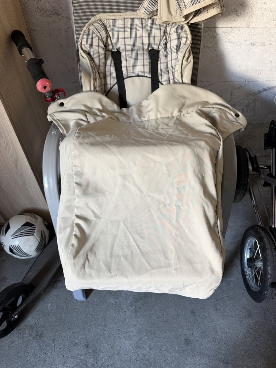 Emmaljunga Carrozzine: Emmaljunga Kinderwagen – Usato da Aarburg venduto da Hysi2012 2