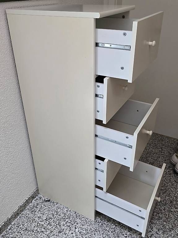 IKEA MALM Kommode mit 5 Schubladen, weiss (Gebraucht) in Stein AG für CHF 49 – nur Abholung auf Ricardo kaufen
