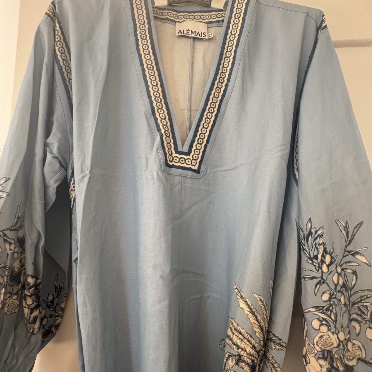 Kleider: ALÉMAIS Kleid Gr.40-42 Neu – Neu (gemäss Beschreibung) aus Luzern von TENDIMO 2