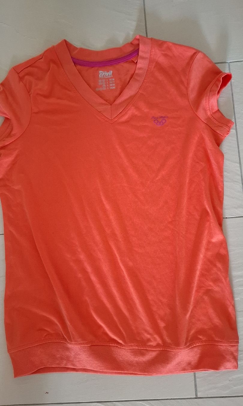 T-Shirts: Damen T-Shirt orange Grösse S Crivit – Gebraucht aus Schwerzenbach von jol_5sfk