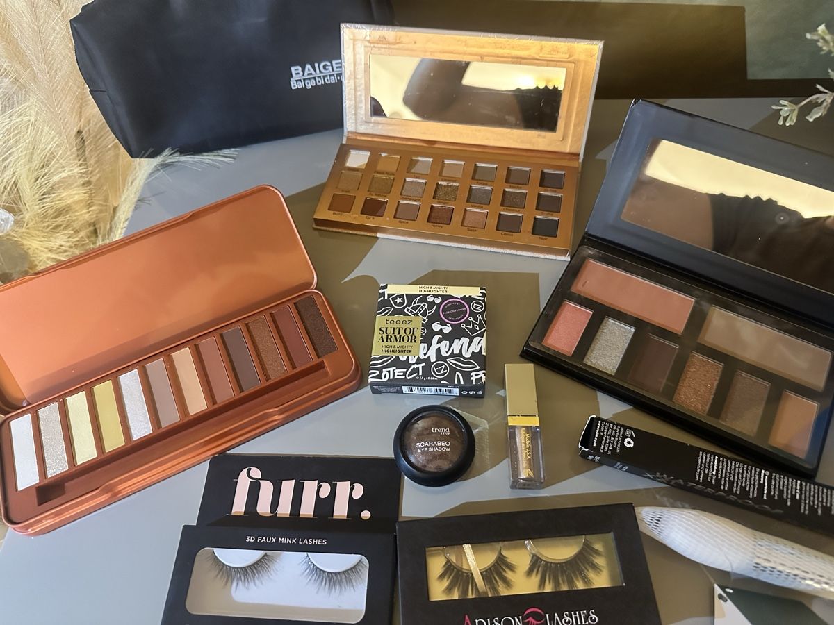 Make-up: Make-up  – Usato da Frümsen venduto da Swissline90 1