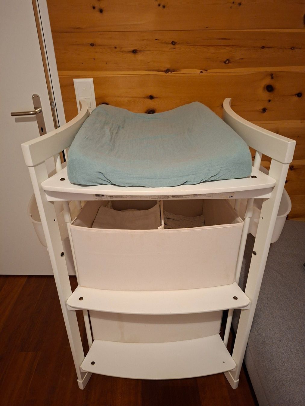 Stokke Fasciatoi & Accessori: Stokke Wickeltisch/ Changing table – Usato da Allenwinden venduto da and_h8q9