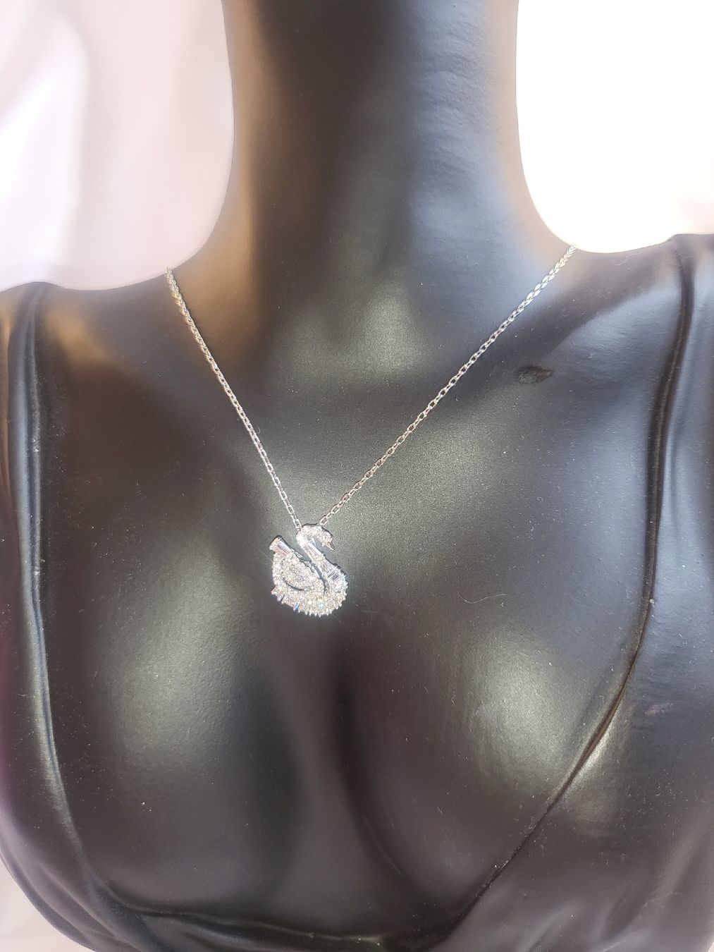 Swarovski Colliers: NEUE Swarovski Halskette – Neuf avec emballage d'origine à Hellbühl par d.d.d.125 4