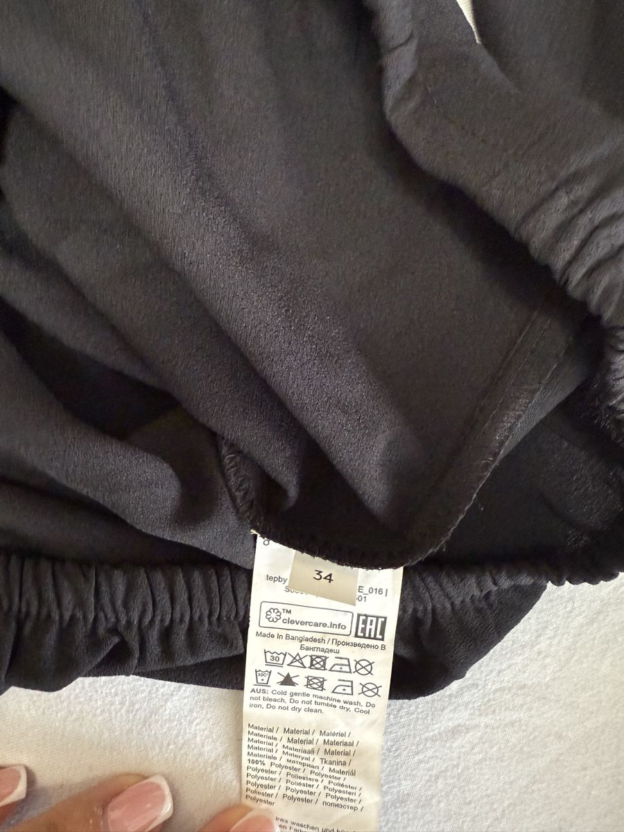 Camicette: Schwarze Wickelbluse Gr. 34 – Nuovo (secondo la descrizione) da Winterthur venduto da fij_f65r 3