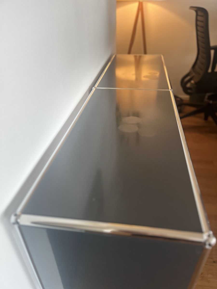 USM Cassettiere: USM Haller Sideboard Anthrazit – Usato da Erlinsbach venduto da anfrimon 2