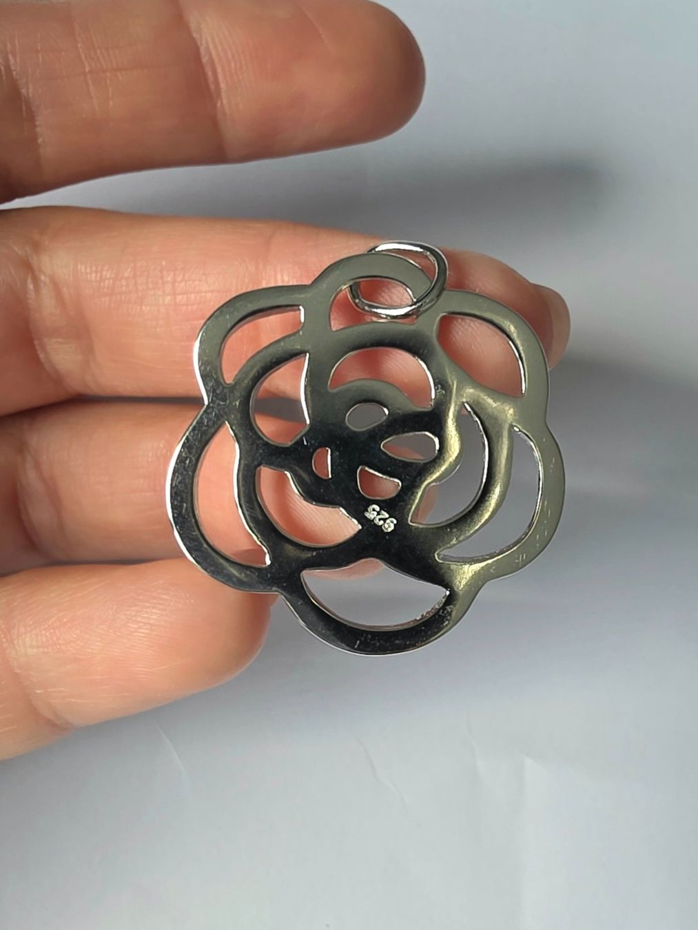 Anhänger: Grosse Anhänger Blume Silber 925 – Neu (gemäss Beschreibung) aus Madetswil von triforuz 2