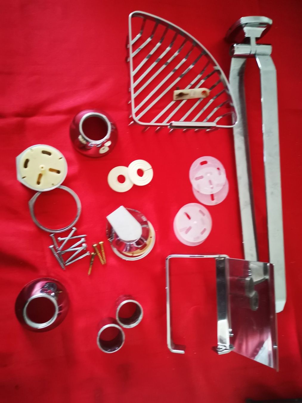 Altro per la casa: Lot accessoires salle de bain chromé – Usato da Courtepin venduto da Fin_dj7p 3