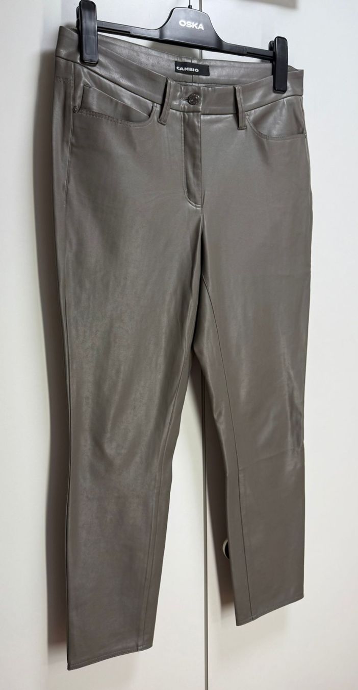 Cambio Pantaloni: Cambio Damenhose Gr. 42 – Nuovo (secondo la descrizione) da Frauenfeld venduto da LIL_NA 1
